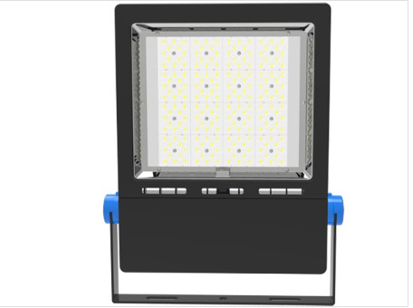 οι προβολείς των επίπεδων οδηγήσεων 135lm/w 50W με το PC Lense μετρίασαν την εύκαμπτη οπτική γυαλιού για όλες τις περιπτώσεις